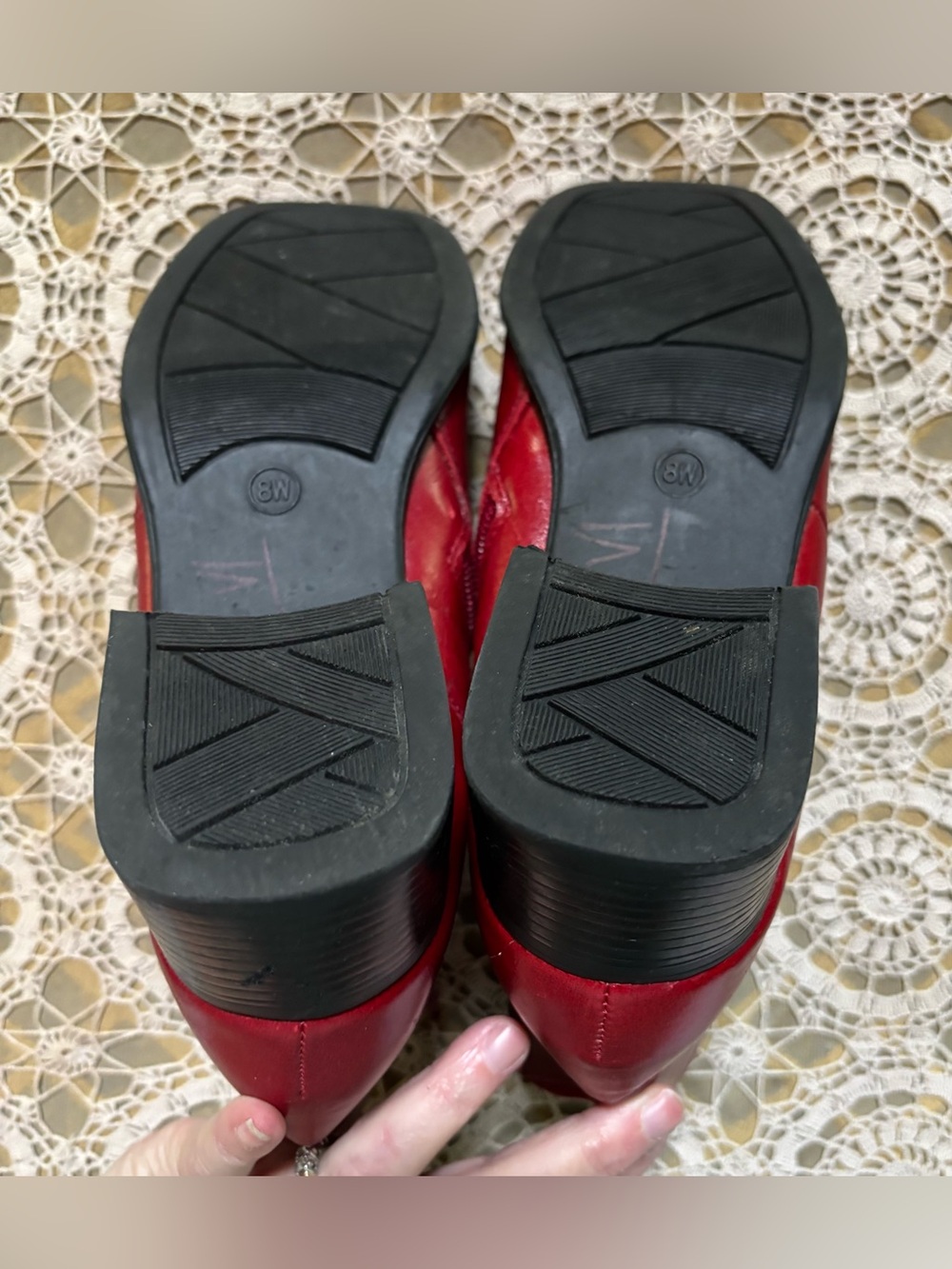AJ Valenci Cherry Red Leather Ankle Boots 2” Block Heel Side Zip Women’s 8 WIDE - Picture 8 of 11